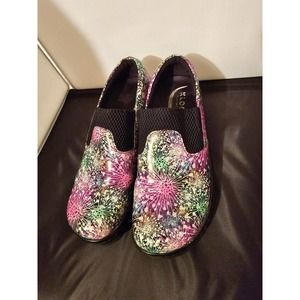 Klogs Slip On Nurses Shoes Mission Dandelion Leather Womens Size 7.5M